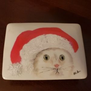 Vintage handpainted ceramic trinket box